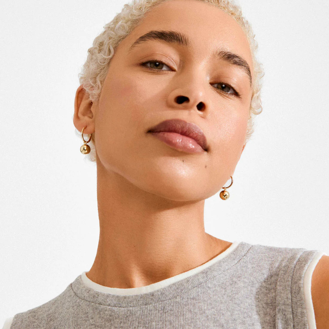 Air Recycled Pendant Hoop Earrings (Gold)