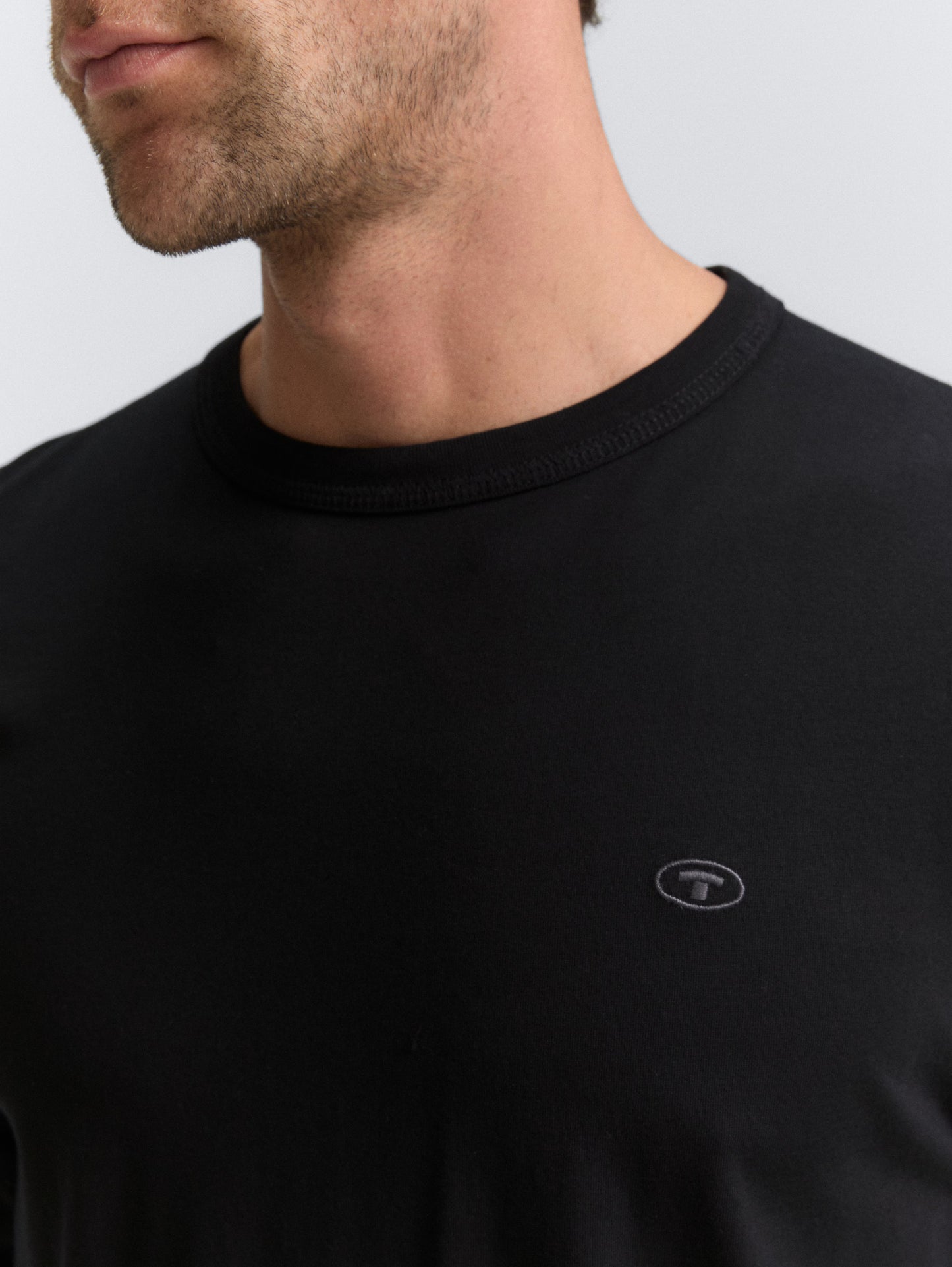Geoff Long Sleeve Crewneck Shirt (Black)