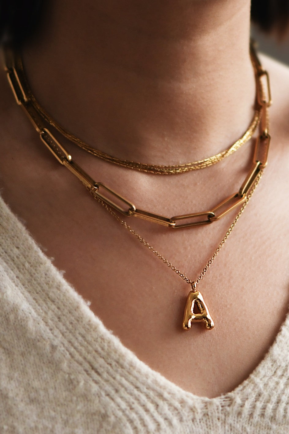 Babycakes Bubble Letter Initial Necklace (Gold)