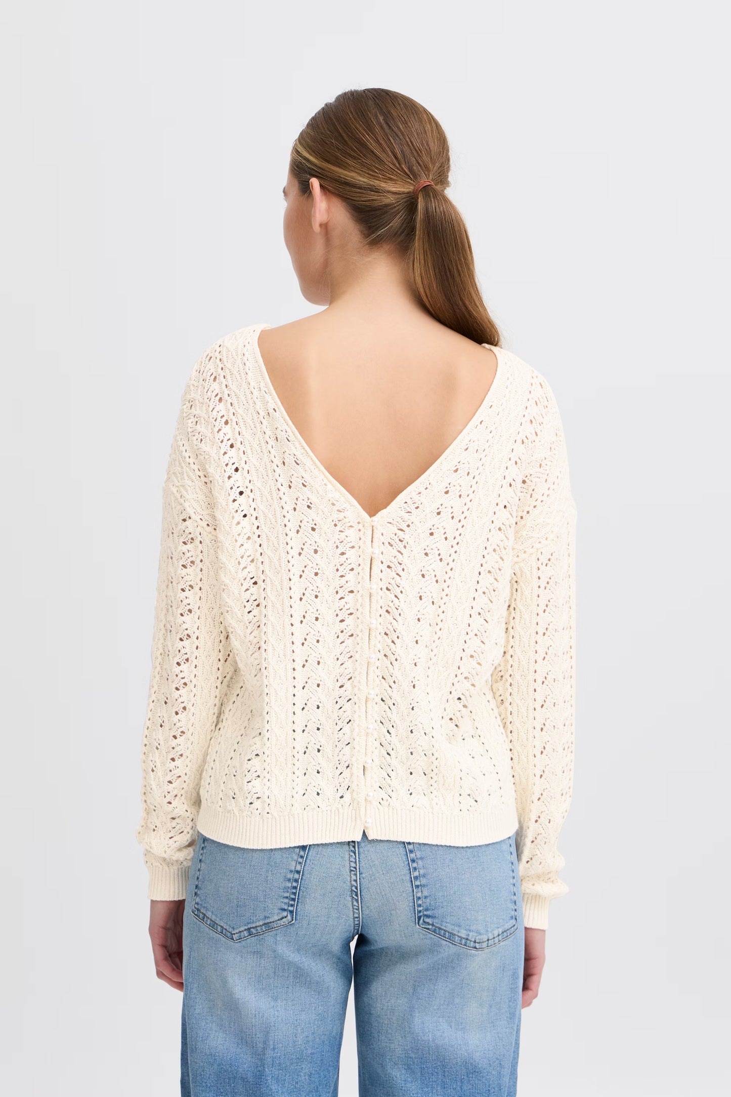 Ihbesiane Knitted Pullover (White)