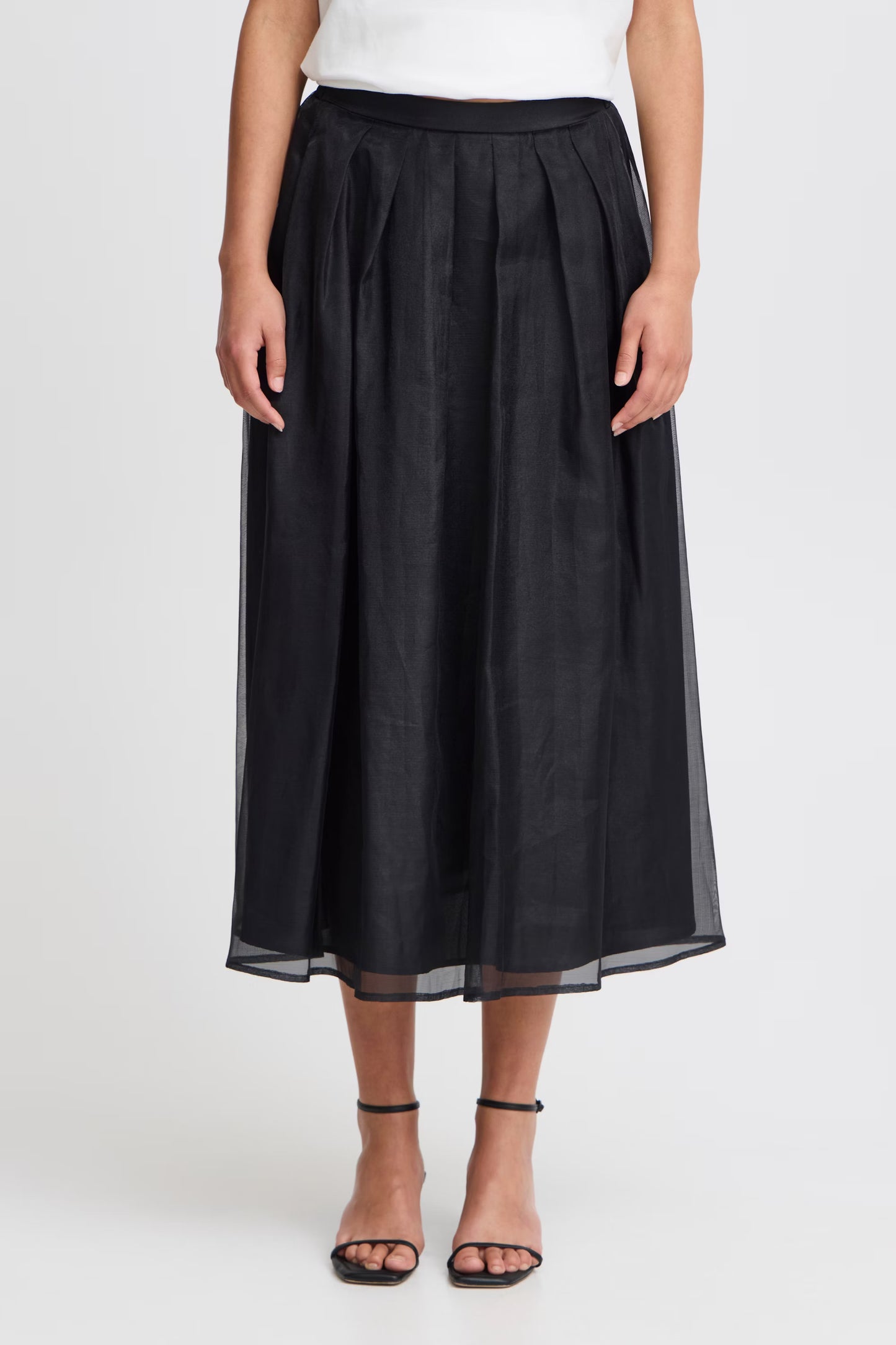 Ihumeko Skirt (Black)