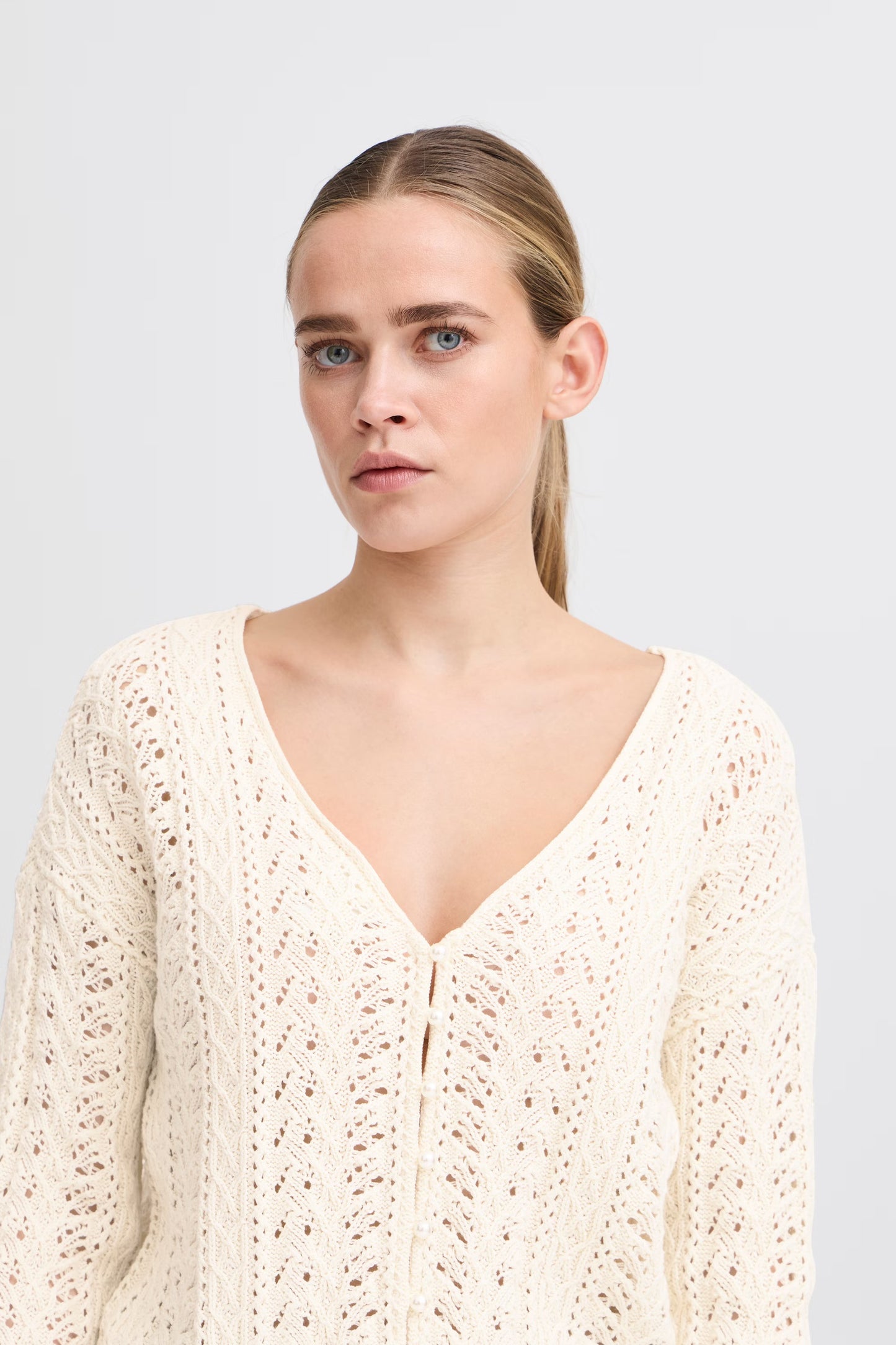 Ihbesiane Knitted Pullover (White)