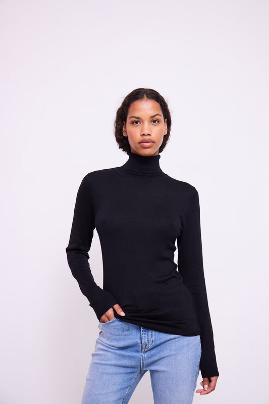 Ihmafa Long Sleeve Turtleneck (Black)