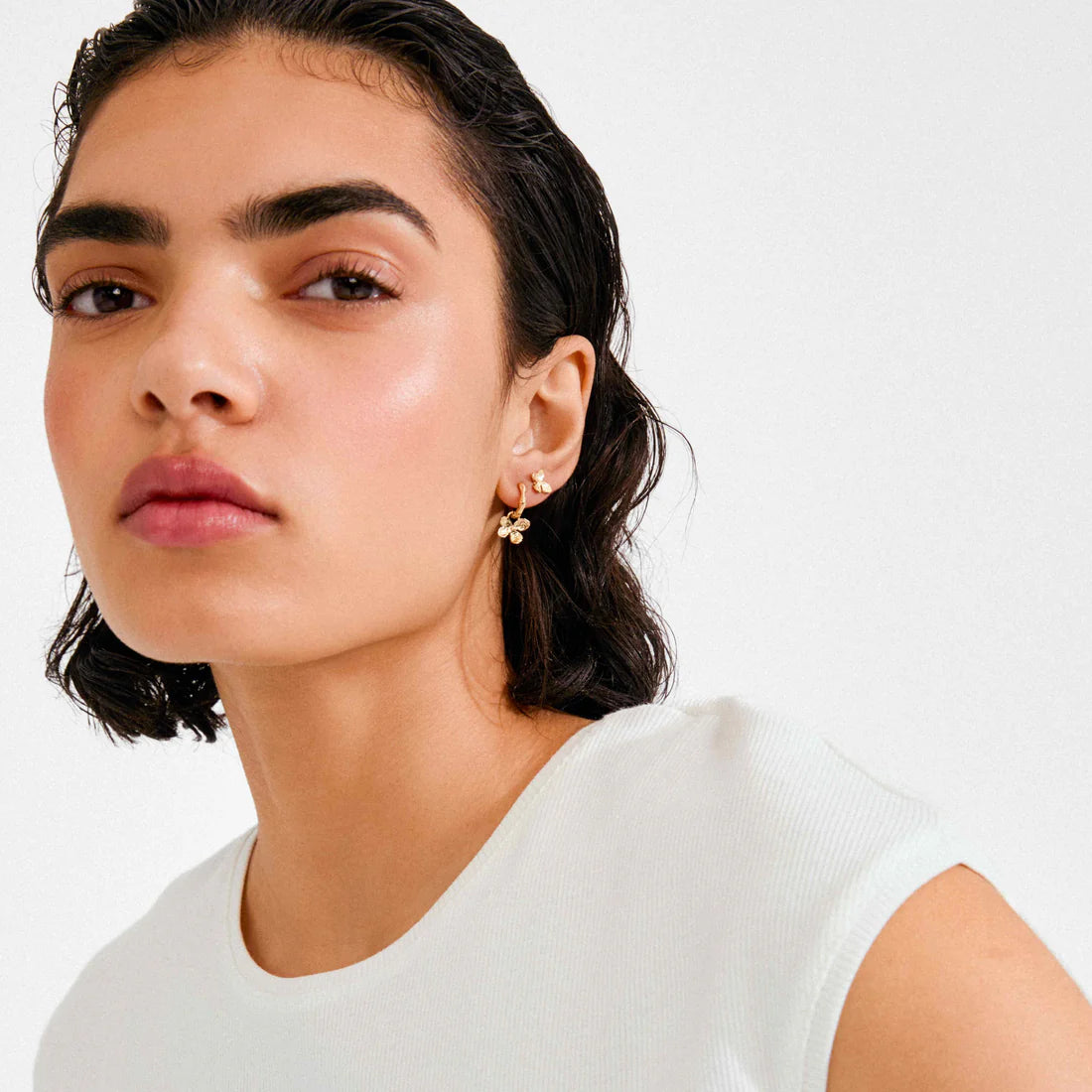 Air Medium Drop Earrings (Gold)