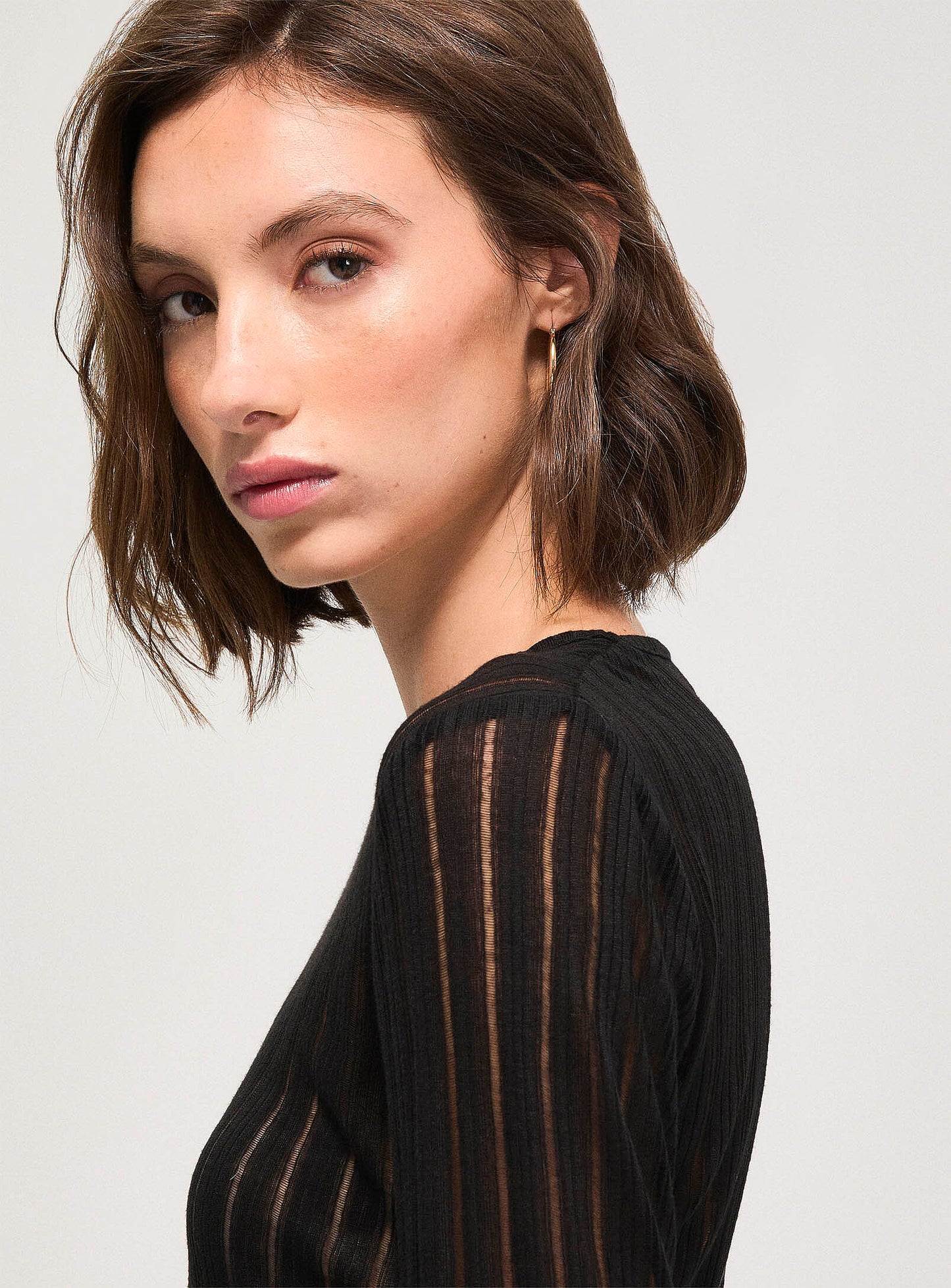 Iholive Sheer Ribbing Long Sleeve Top (Black)