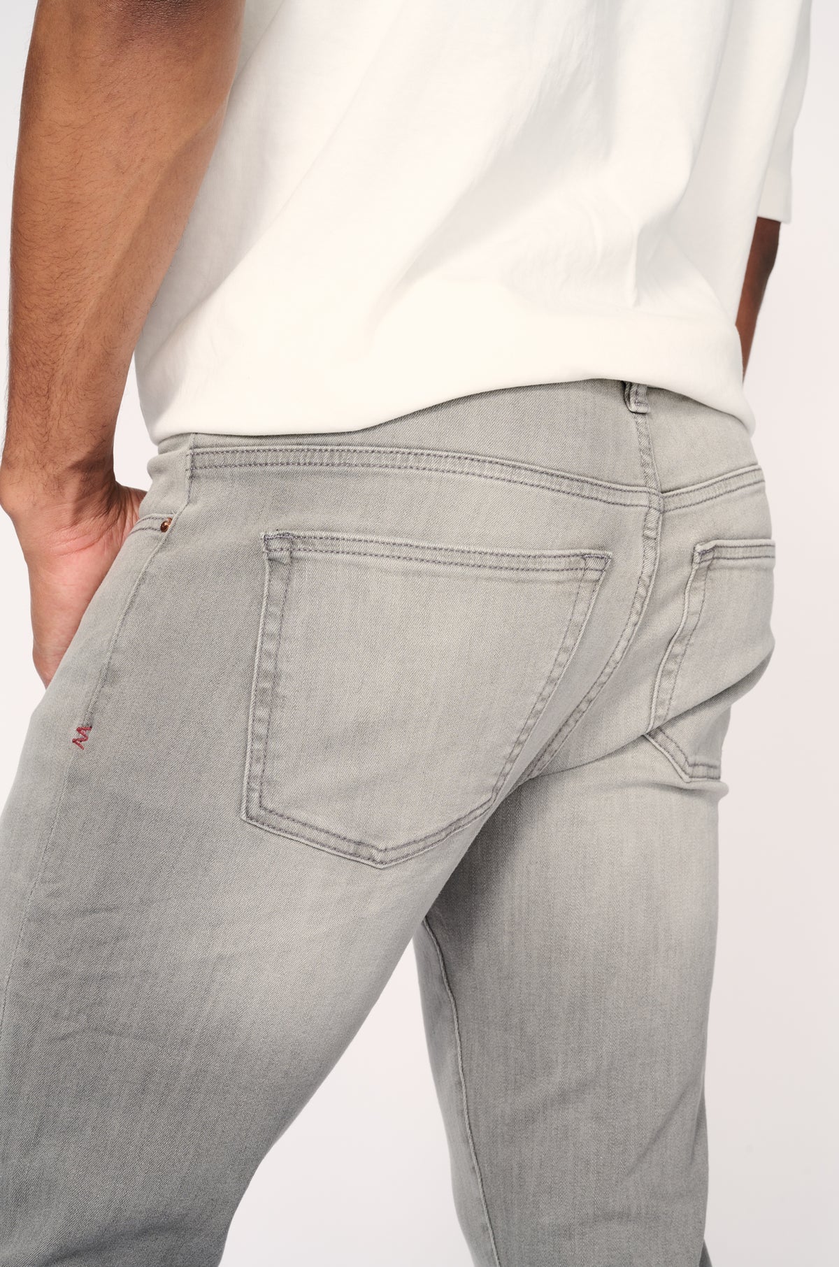 AMS Slim Jeans (Smoke)