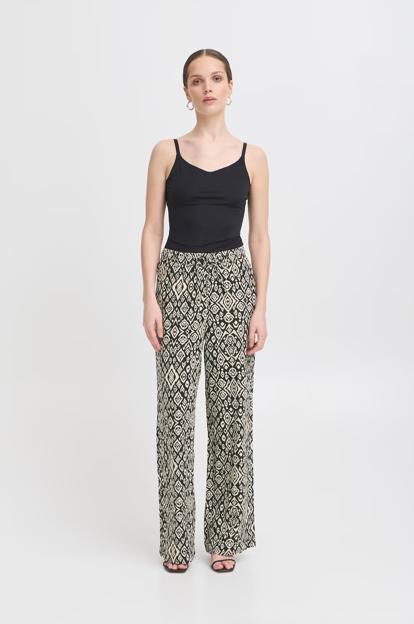 Ihlinno Linen Ikat Pants (Black/White)