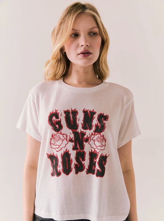 Chaser Guns 'N Roses Flaming Roses Tee