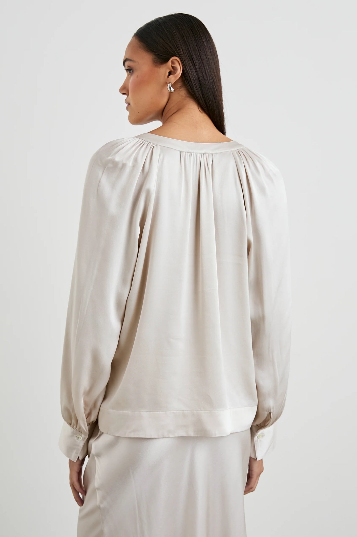 Wynna Blouse (Ivory)