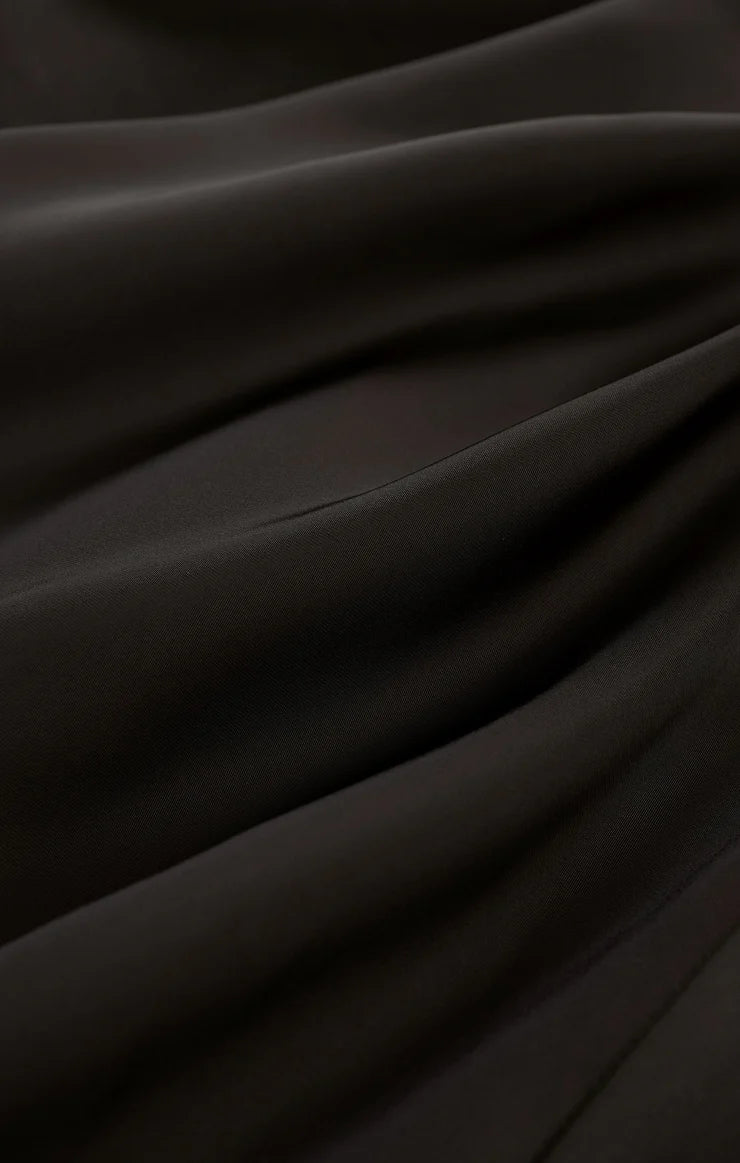 Europa Luxe Midi Skirt (Black)