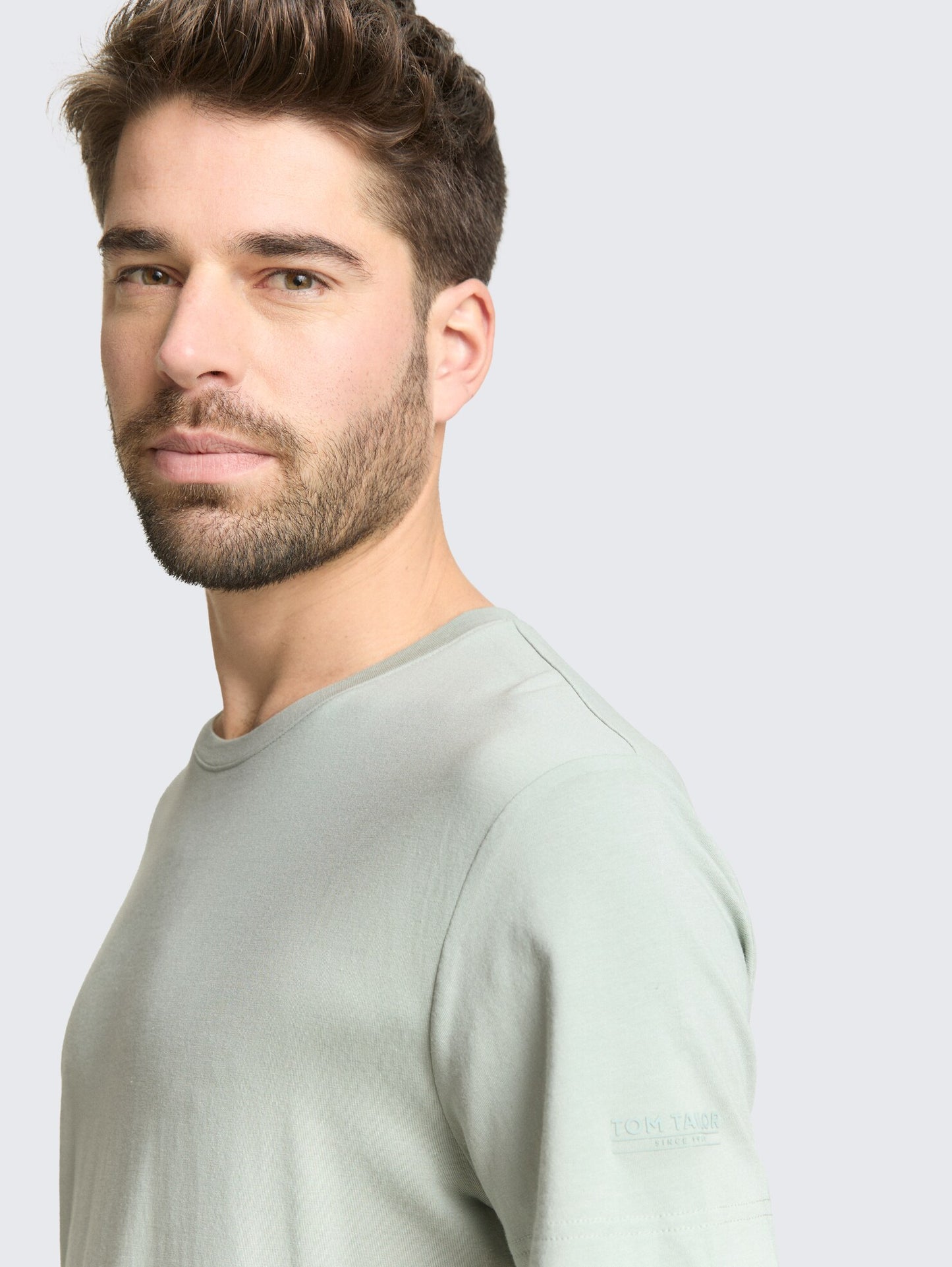 Fitted Basic T-Shirt (Sage)