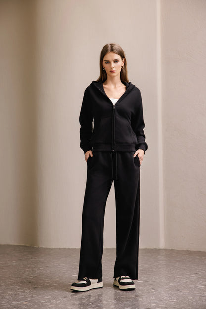 Essential Hoodie (Black)