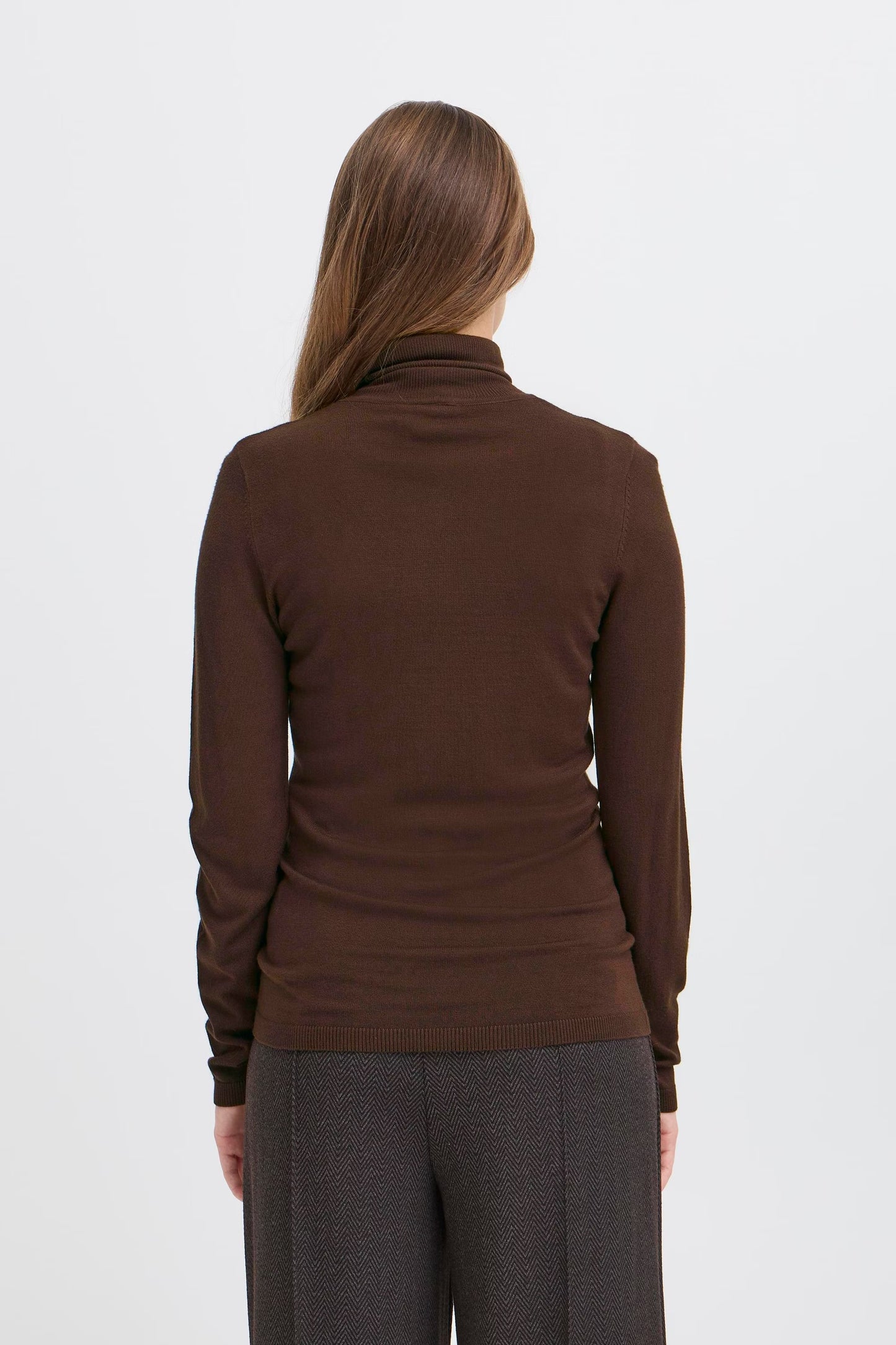 Ihmafa Long Sleeve Turtleneck (Brown)