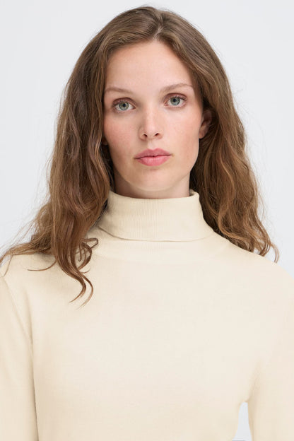 Ihmafa Long Sleeve Turtleneck (White)