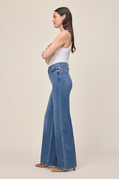 NCE Wide Leg Jean (Dog Days)