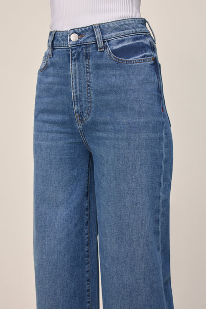 NCE Wide Leg Jean (Dog Days)