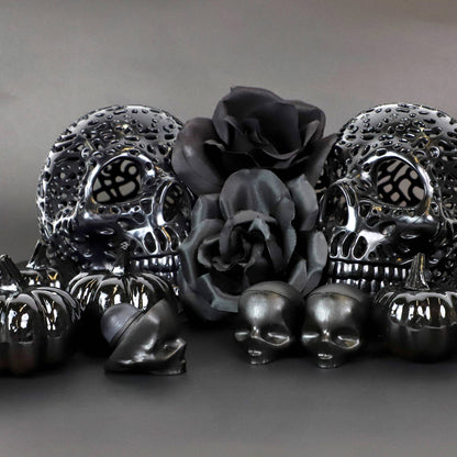 Black Skull Lip Balm 100% Natural (Black / Mint)