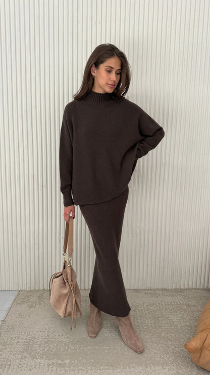 Alma Sweater (Dark Espresso)