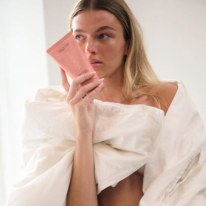 Body Balm 5 oz. (Black Tea & Rose)