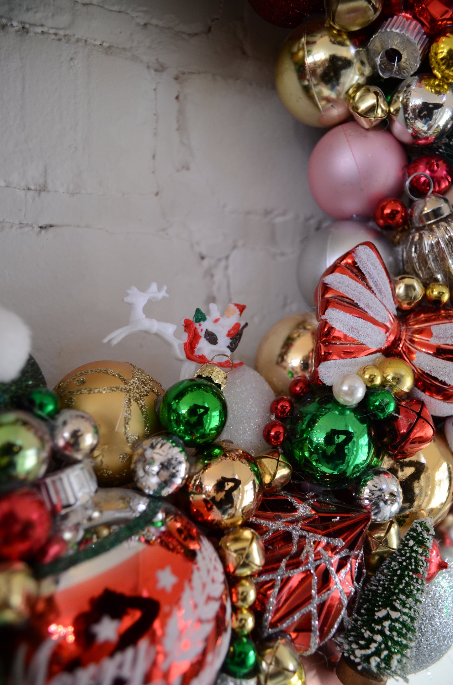 Cluster Wreath with Polar Bears