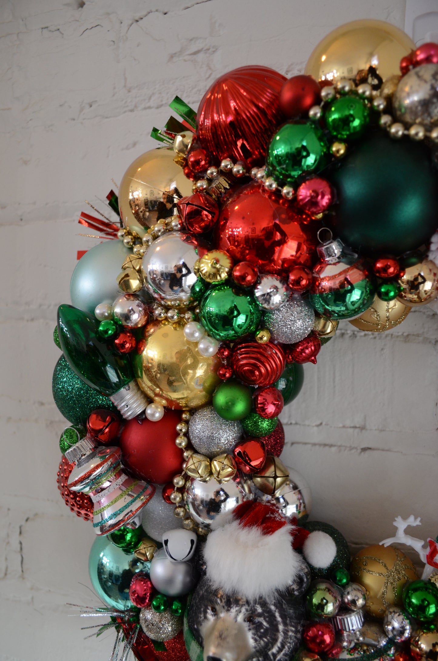 Cluster Wreath with Polar Bears