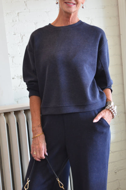 RD Beatrice Pullover (Navy)