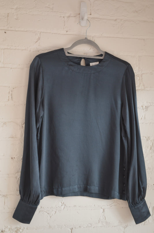 Bishop Sleeve Top (Navy)