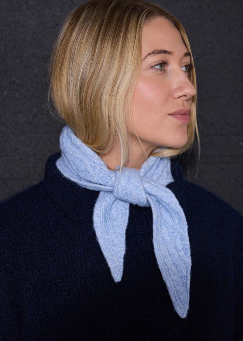 Iaedith Scarf (Blue)