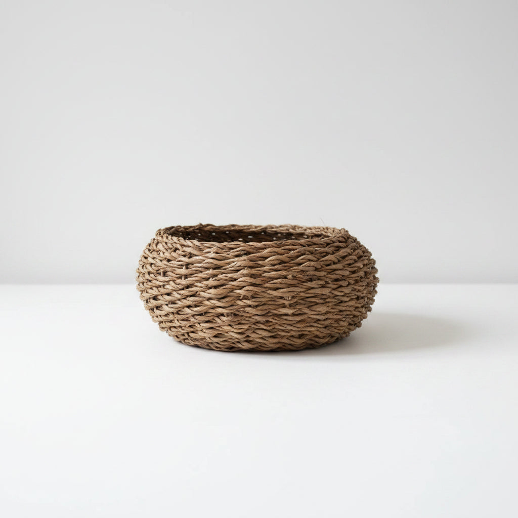 Round Seagrass Basket Set — Medium (Natural)