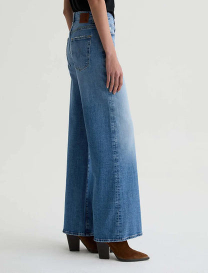 Saige Wide Leg Jean (American West)