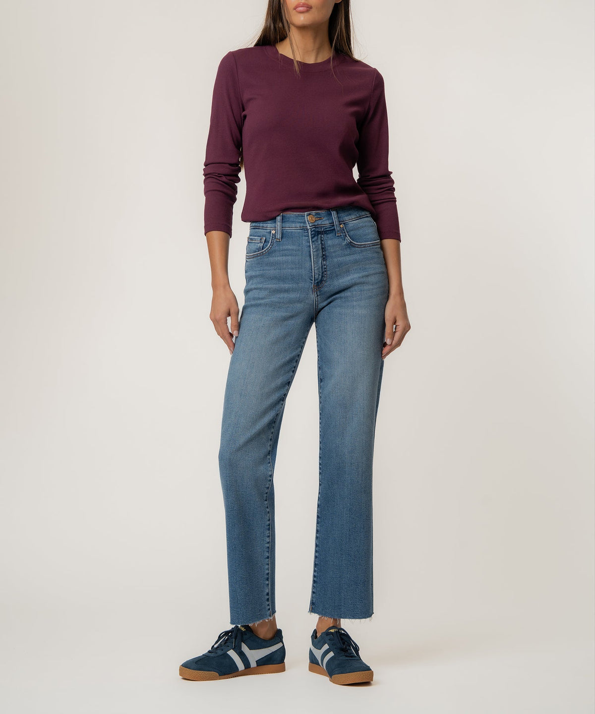 Avery High Rise Straight Leg Raw Hem (Building) front view