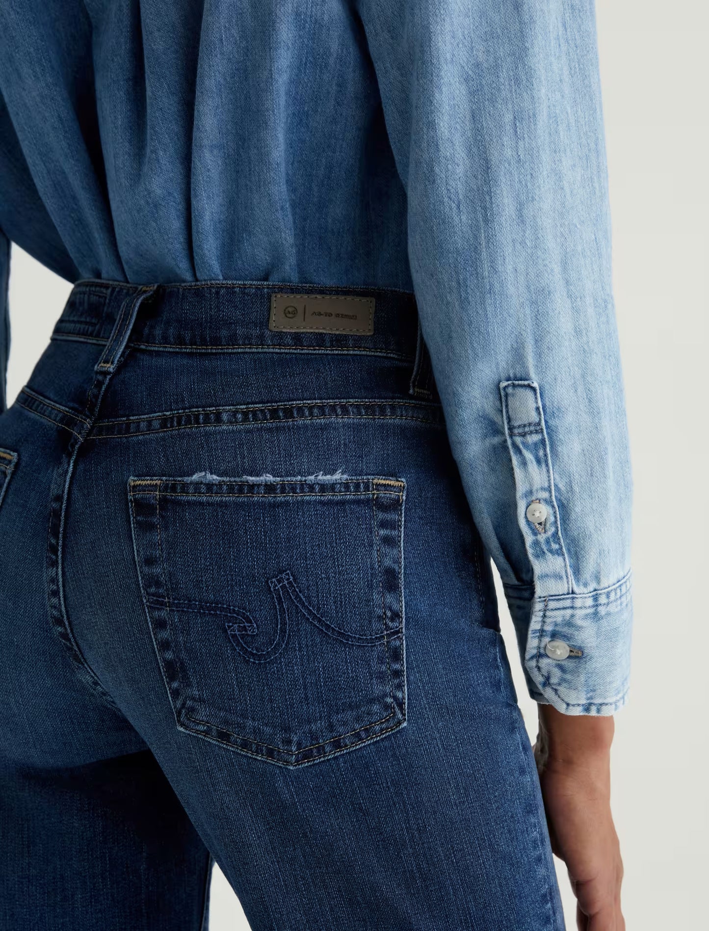 AG Brinley Crop Mid-Rise Straight Jeans (7 Years La Jolla)