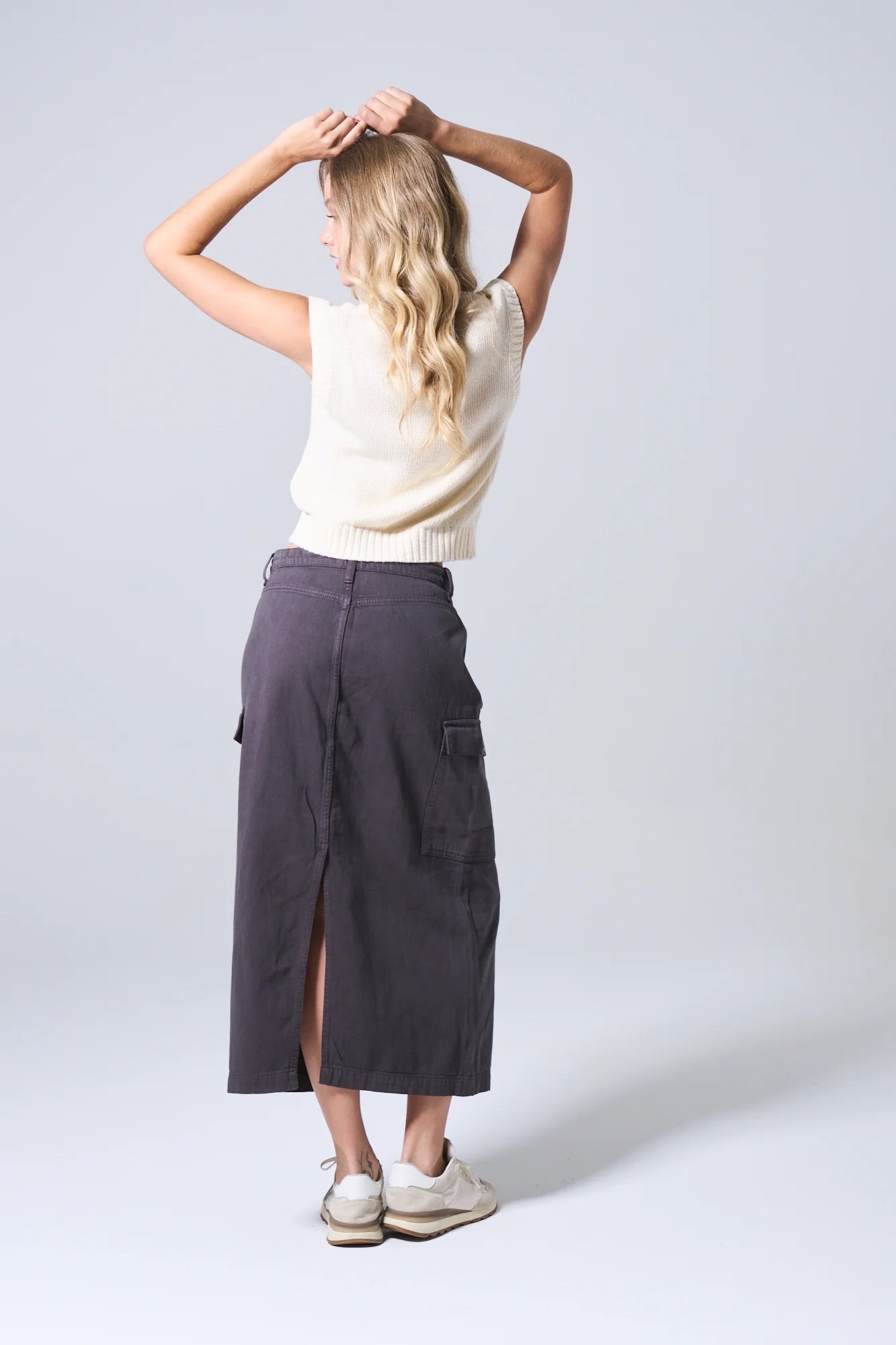 Grey Zone Cargo Skirt (Dark Grey)