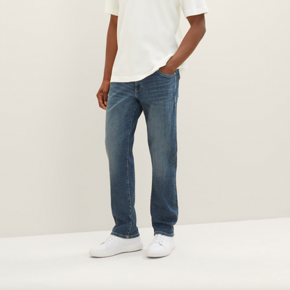 Marvin Straight Jean (Mid-Stone Medium)