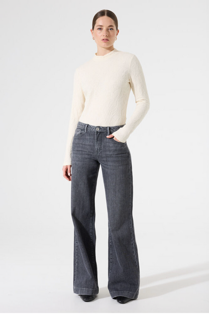 Renata Long Sleeve (Off-white)