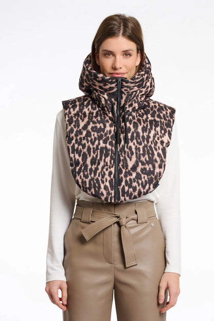 Tabita Padded Bib (Leopard)