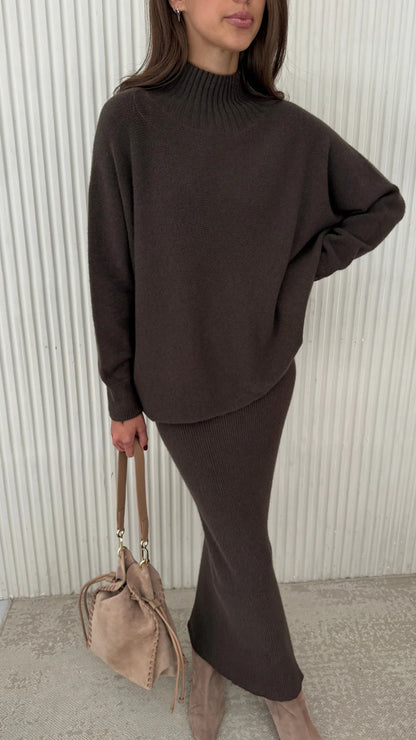 Alma Sweater (Dark Espresso)