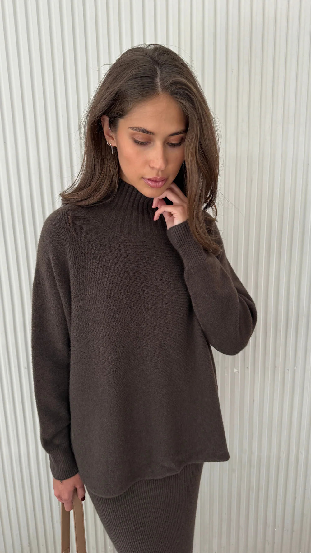 Alma Sweater (Dark Espresso)