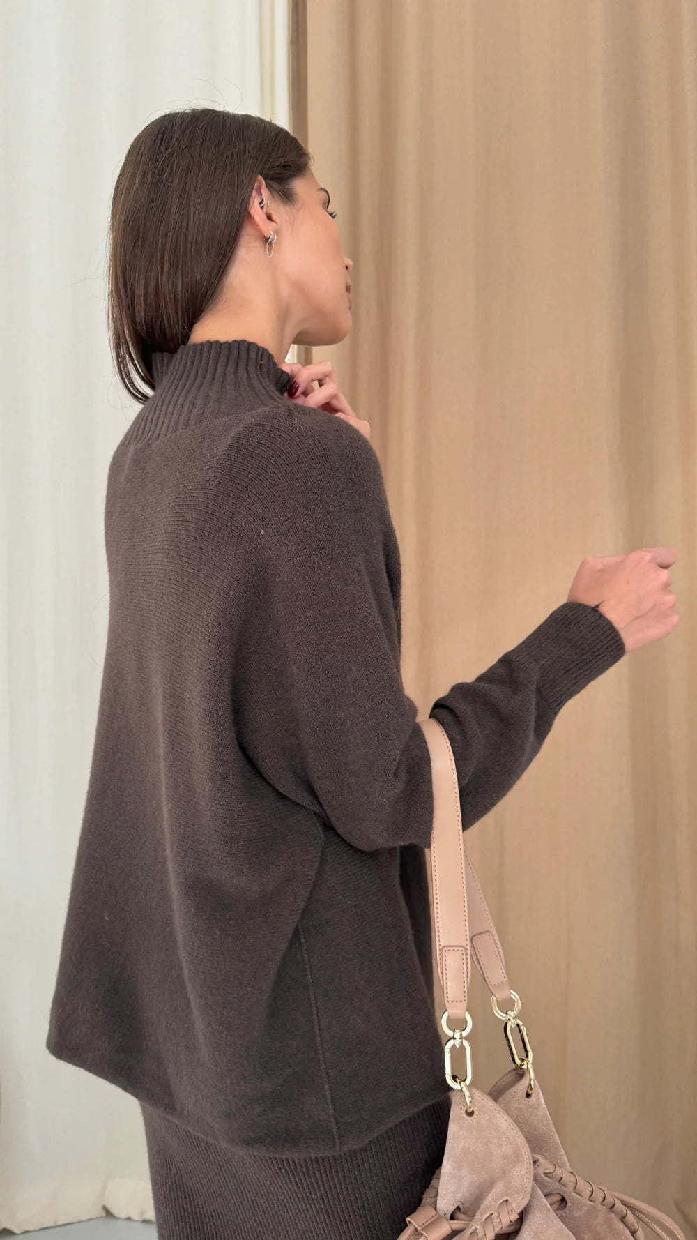 Alma Sweater (Dark Espresso)