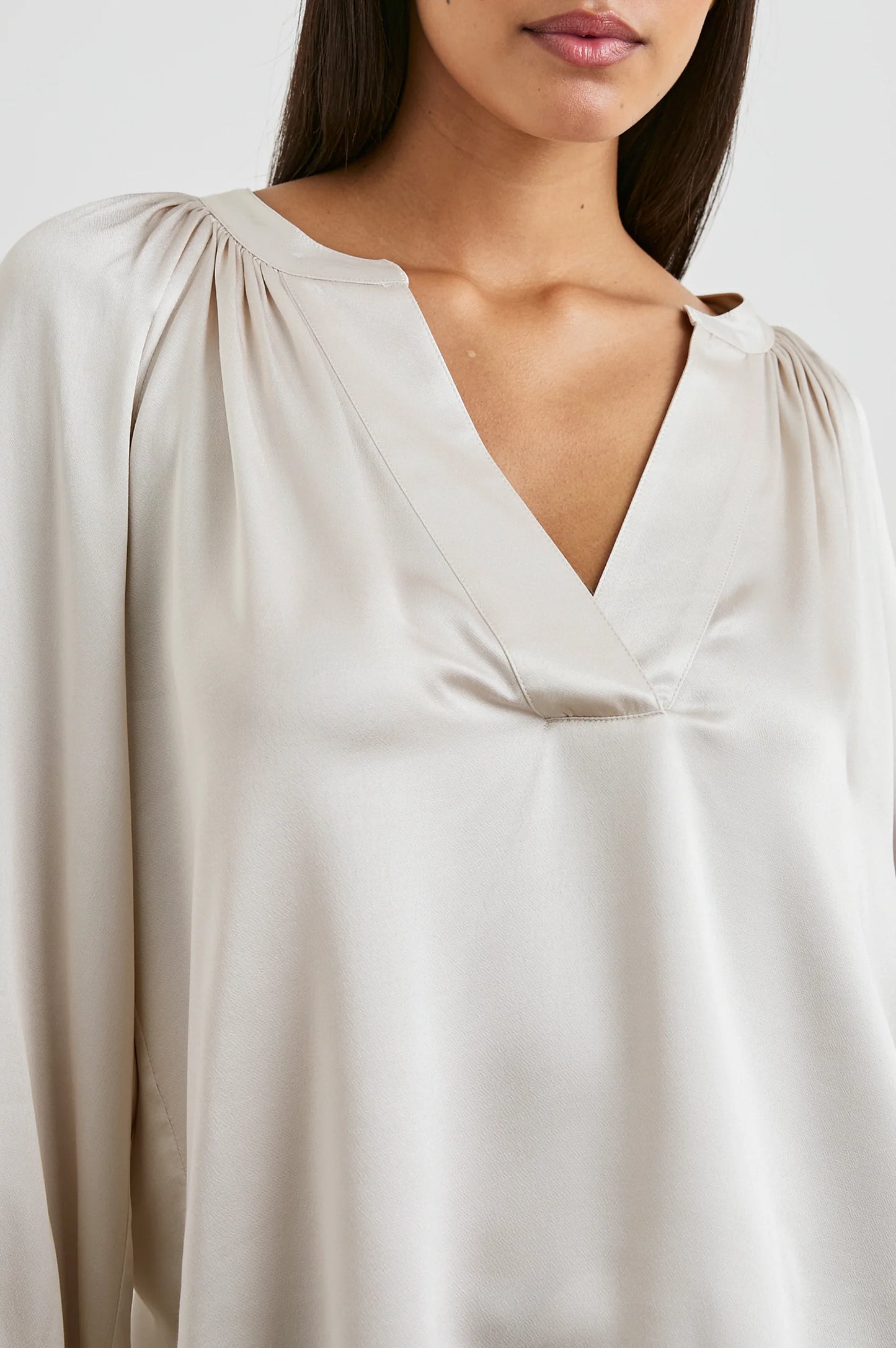 Wynna Blouse (Ivory)