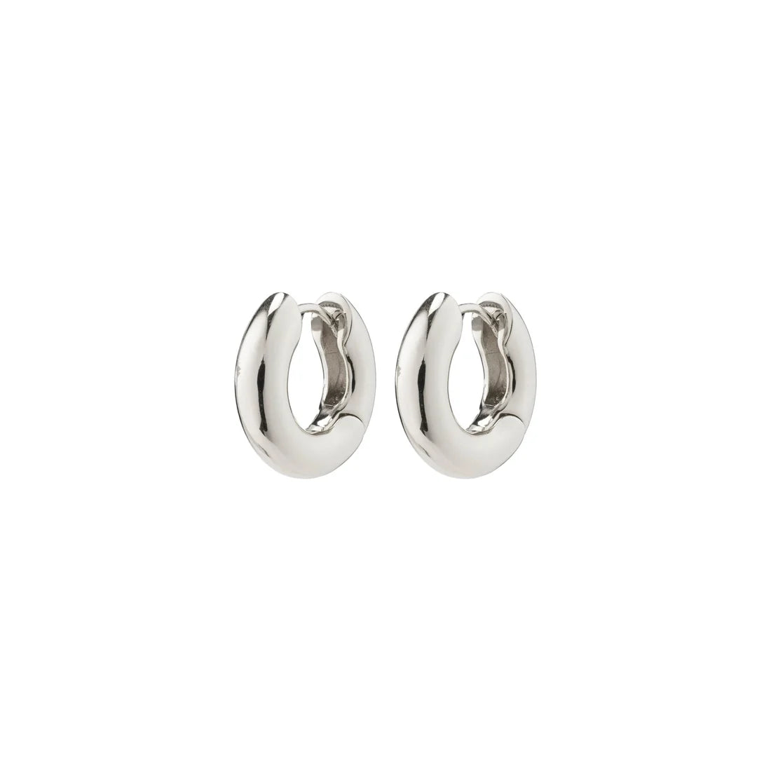Aica Huggie Hoop Earrings (SLV)