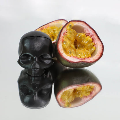 Black Skull Lip Balm 100% Natural (Black / Mint)