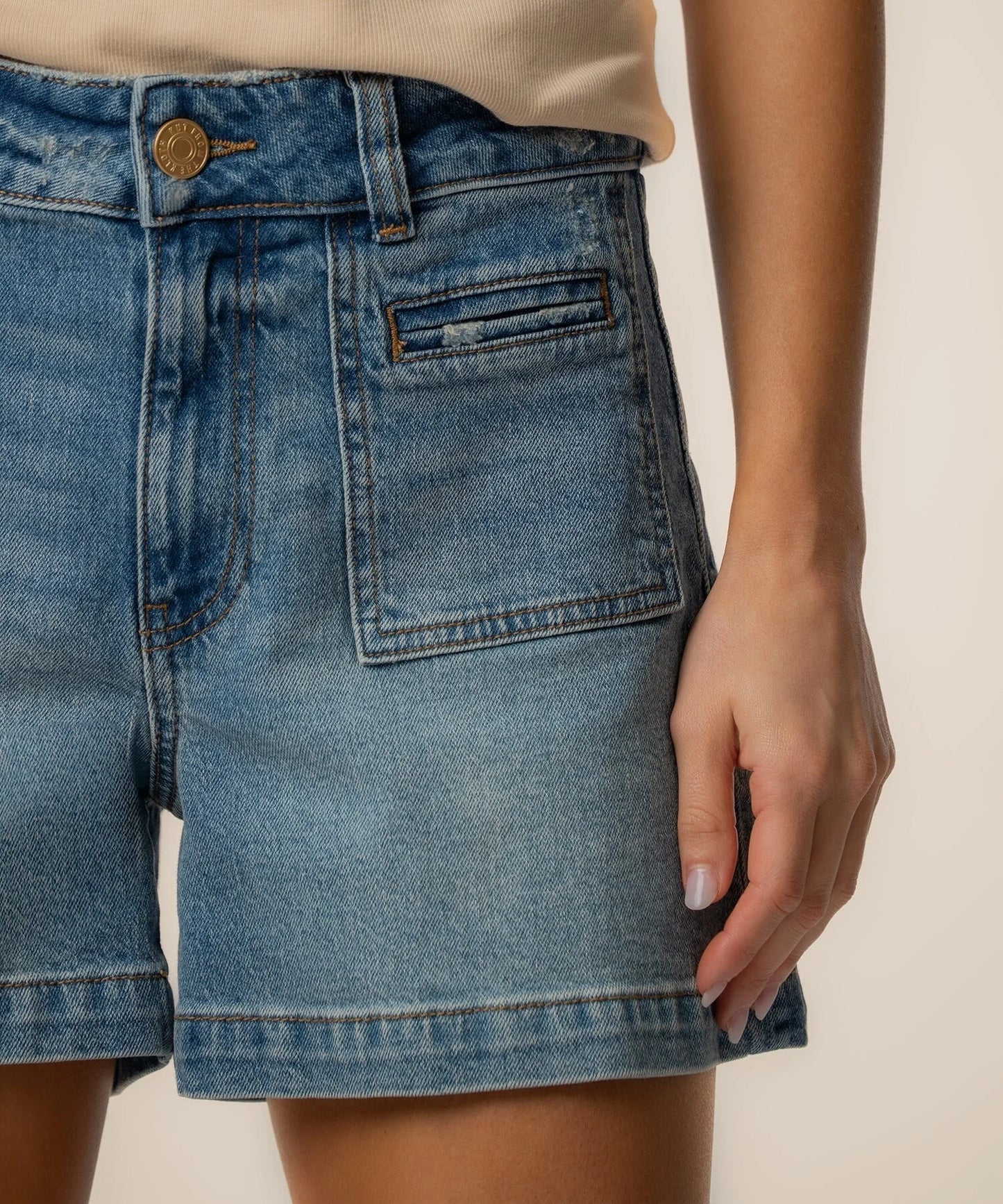 Jane High Rise Short (Vibes)