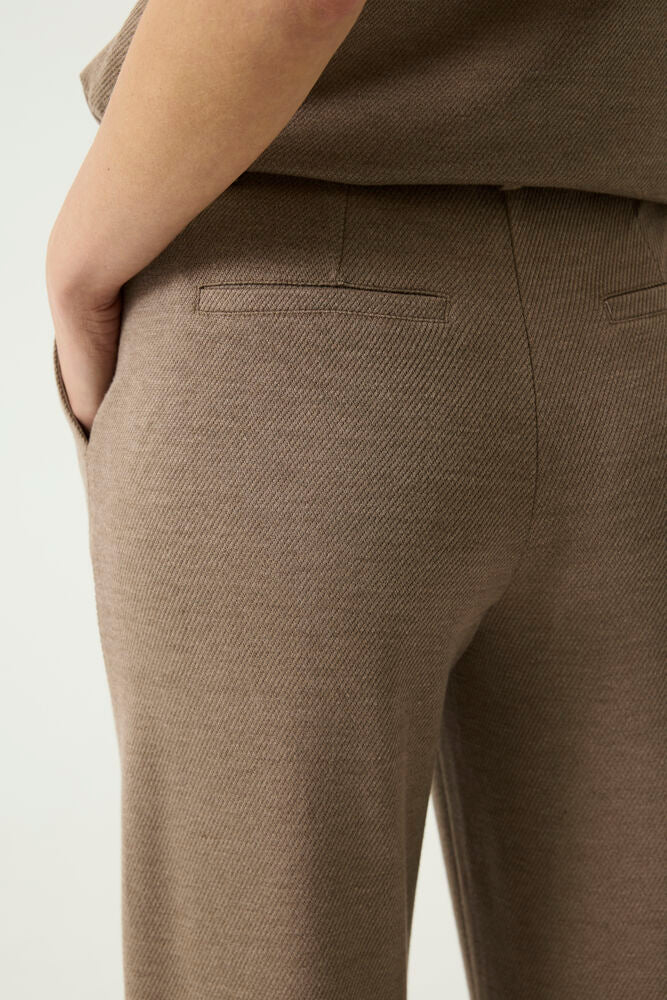 Jasmine Dress Pant (Latte)