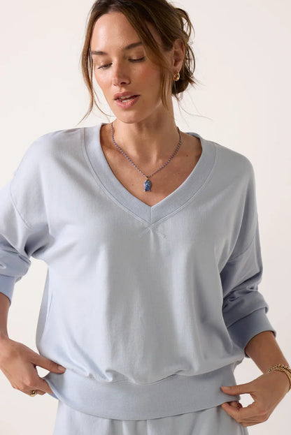 Everyday V-Neck (Skyline)